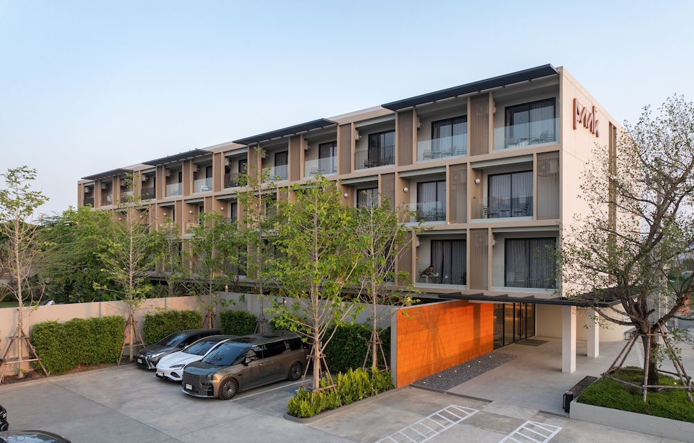 PAAK Hotel Suvarnabhumi 42/50
