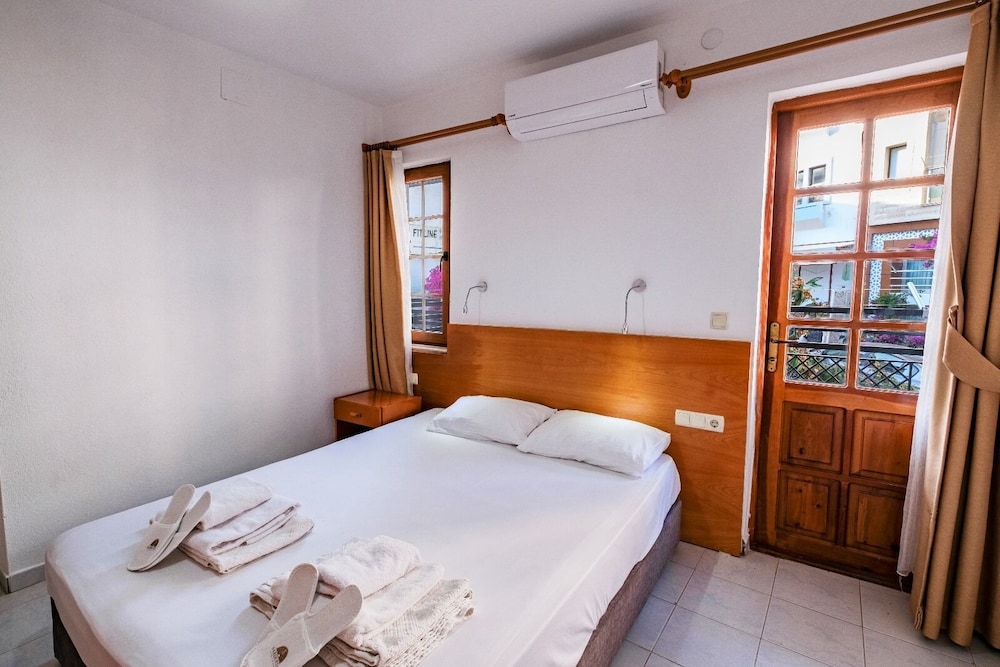 Sardunya Otel 36/50
