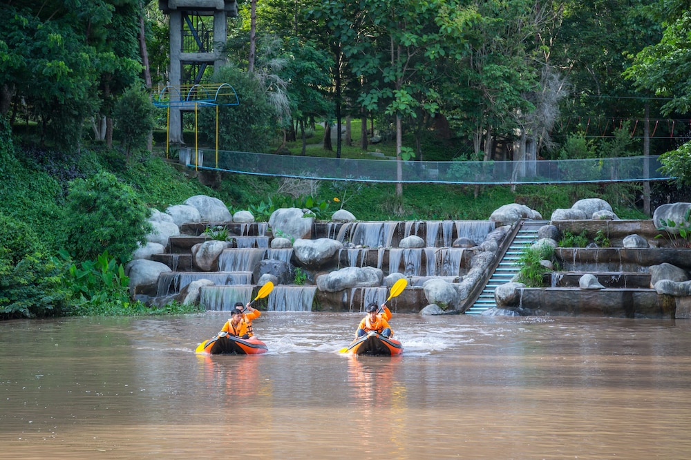 Phukaew Resort & Adventure Park 68/76