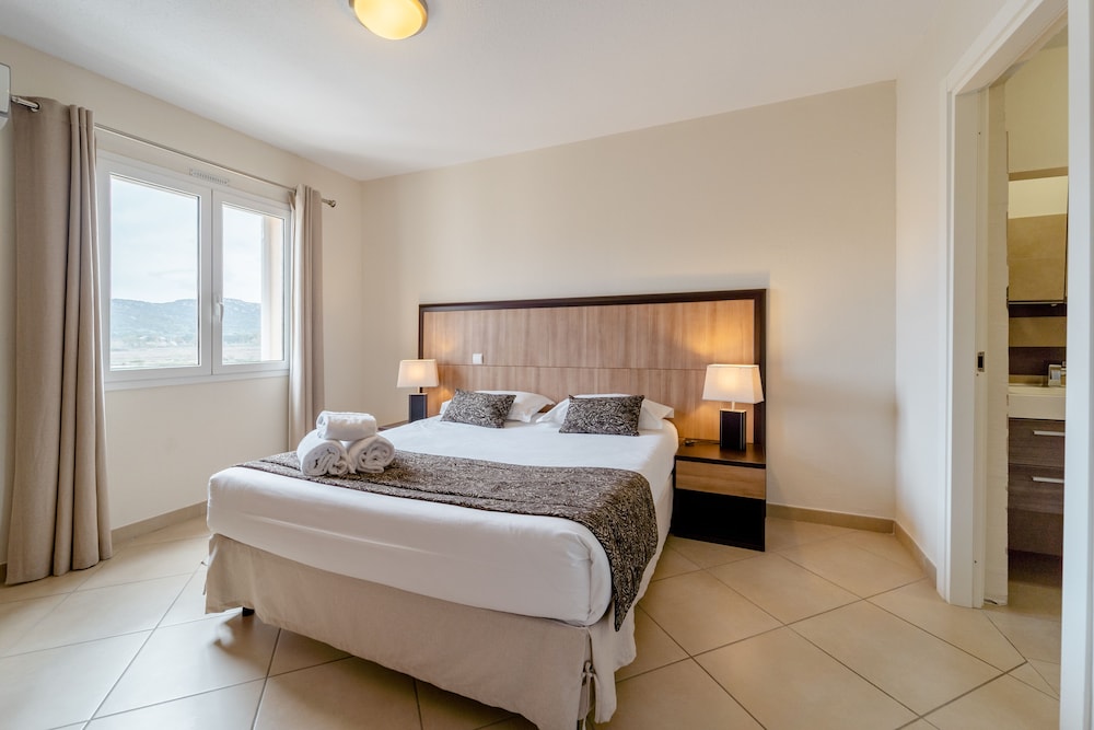 1 BEDROOM, COMFORT, APARTMENT, POOL VIEW, TERRACE