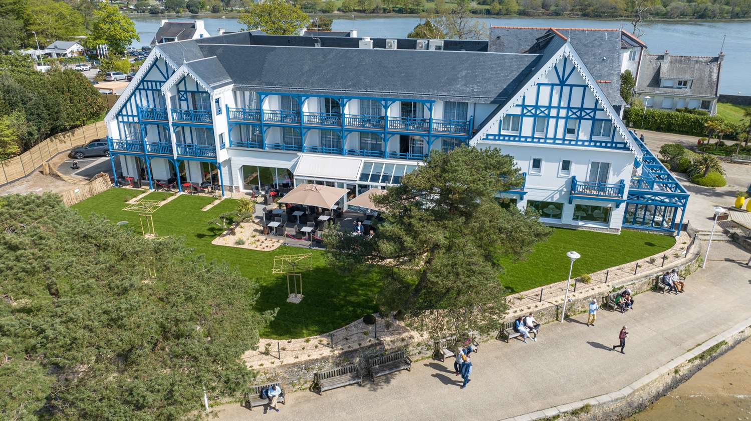 Best Western Plus Le Roof 8/67