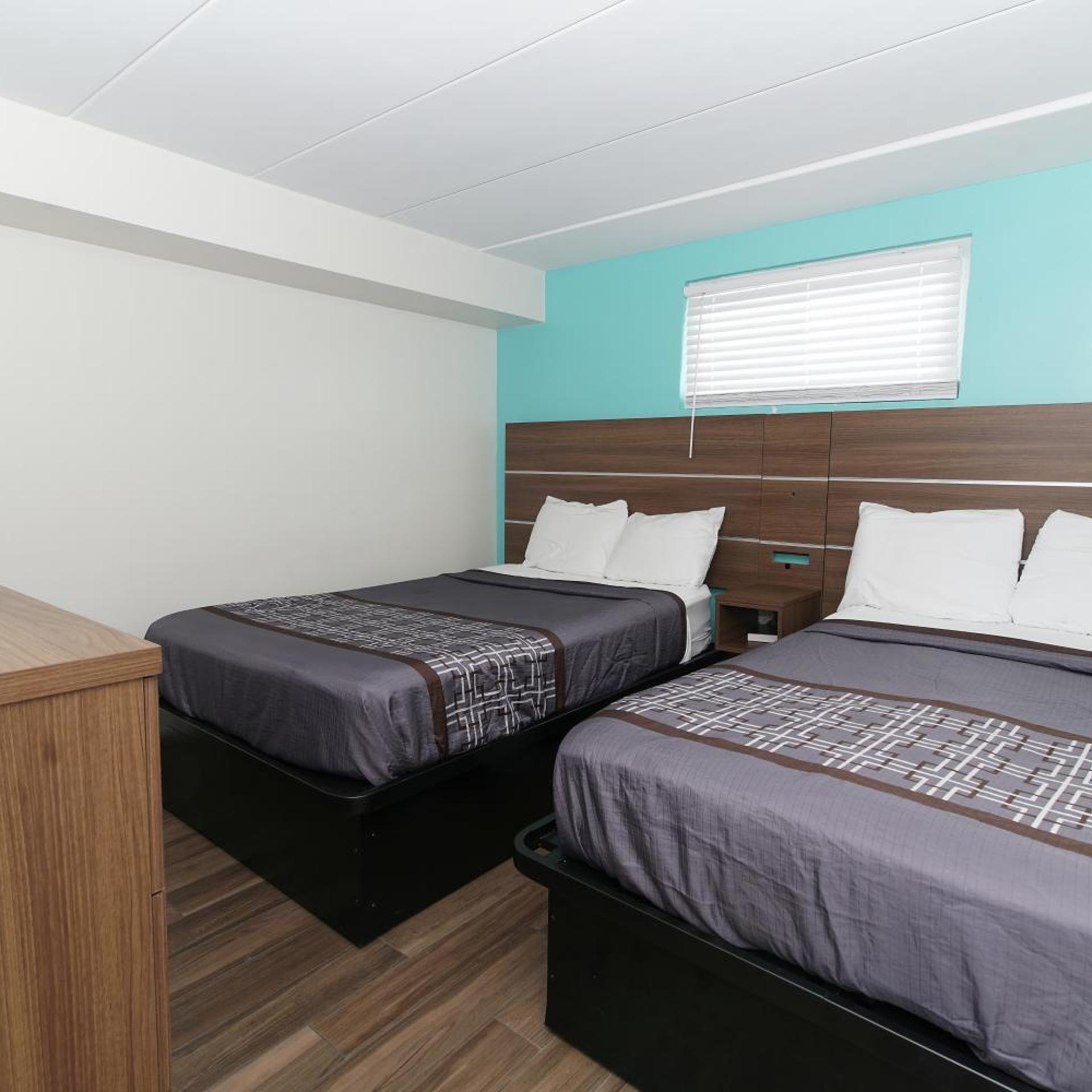 Suite, Ocean Front, Low Floor