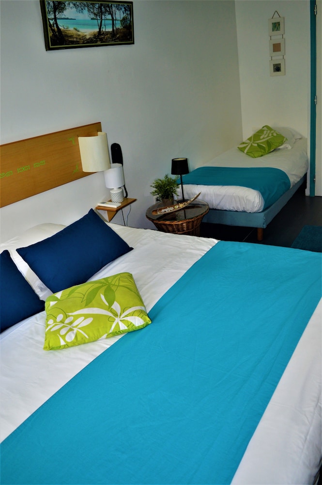 CELENYA HOTEL 28/68