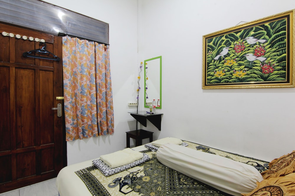 Tiga Dua Homestay by ZUZU 10/31