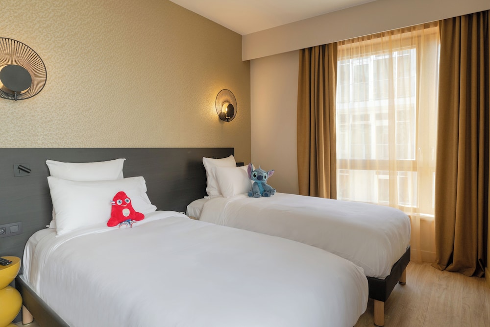 SUPERIOR, TWIN BEDS