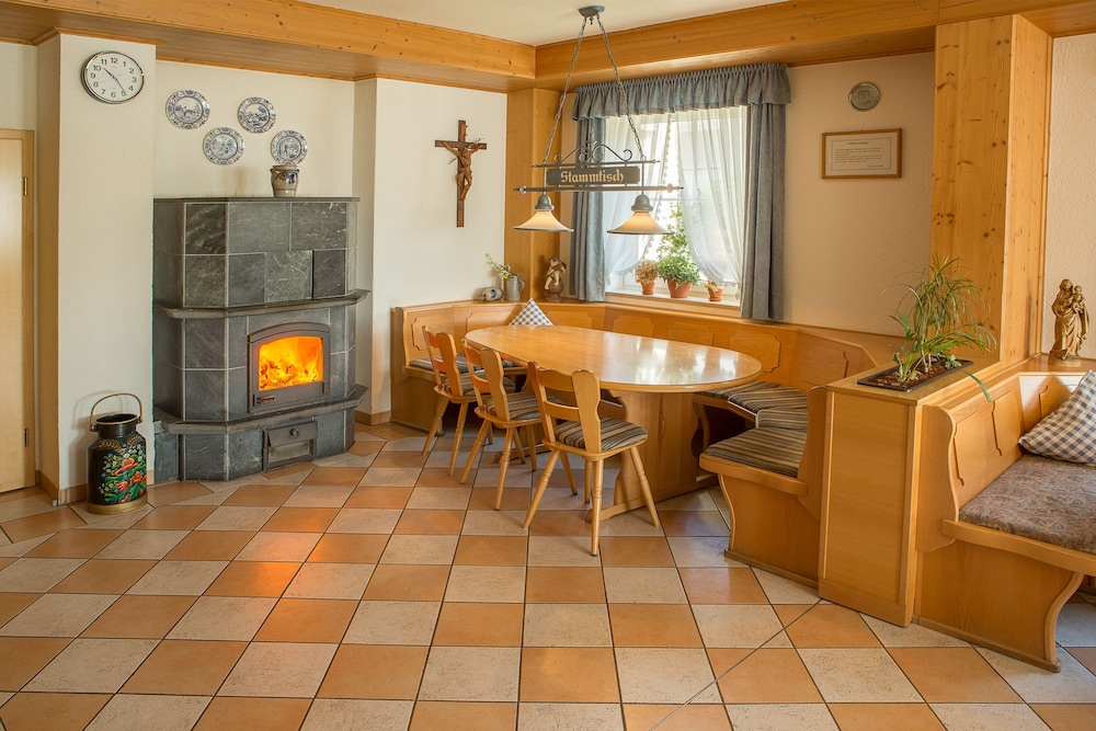 Landgasthof Zum Weberhans 23/42