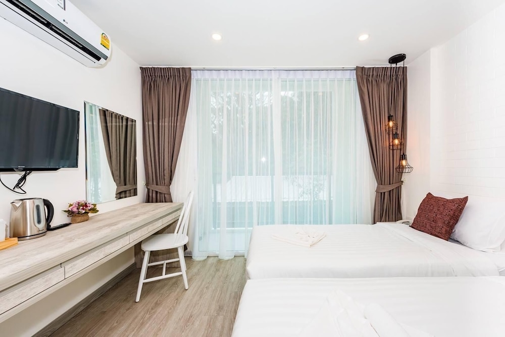 STANDARD, DOUBLE BED