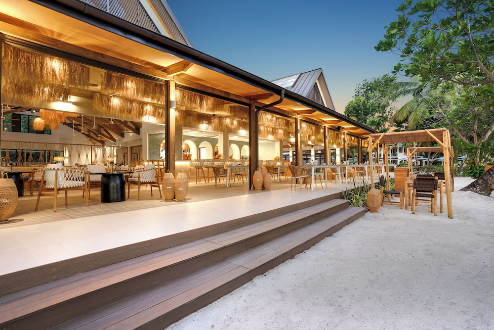 INDIAN OCEAN LODGE 6/60