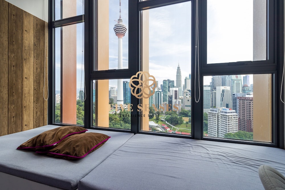 Ceylonz Suites by Five Senses 8/50