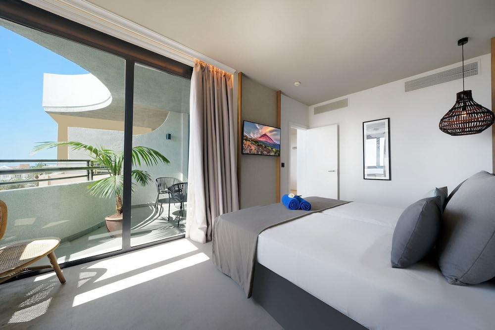 HOVIMA Suites Costa Adeje 14/64