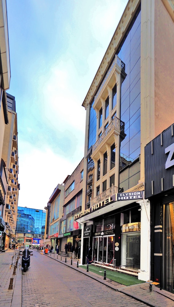 Elysion Hotel 43/48