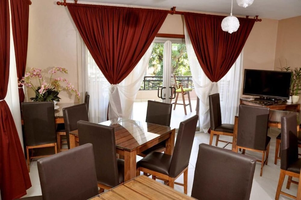 ALLAMANDA BED AND BREAKFAST 27/44