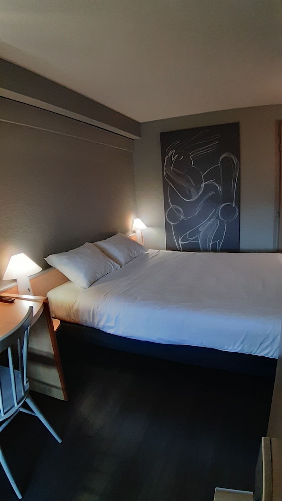 ibis Carcassonne Centre La Cite 13/37