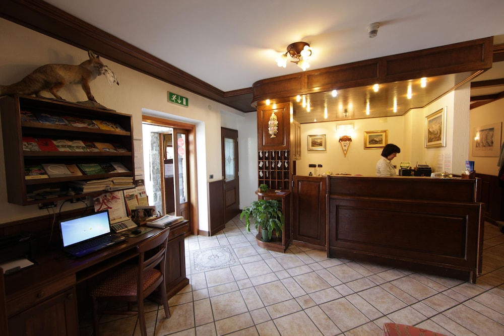 Hotel Santa San 9/69