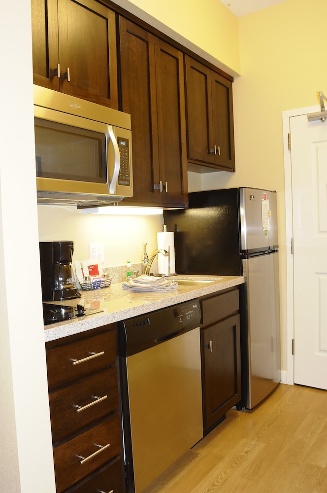 Towneplace Suites Redding 25/31