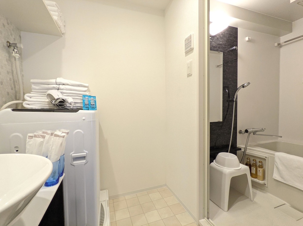 Eslead Hotel Namba South II 35/40