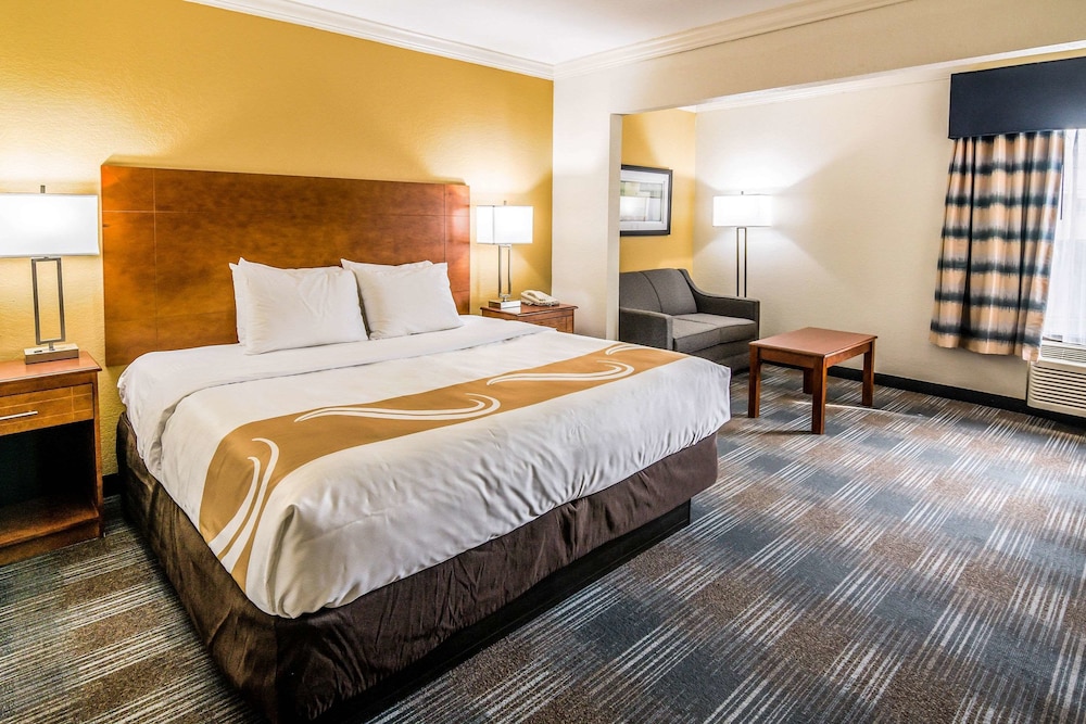 Quality Inn Alexander City 17/53