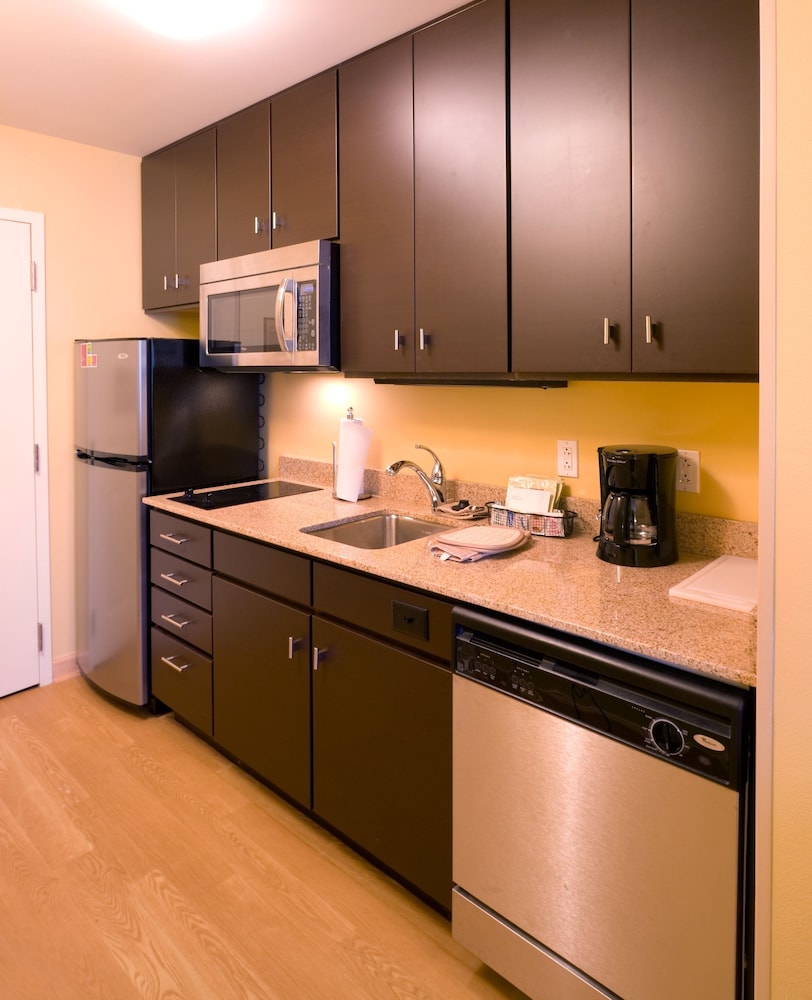 TownePlace Suites by Marriott Omaha West 26/34