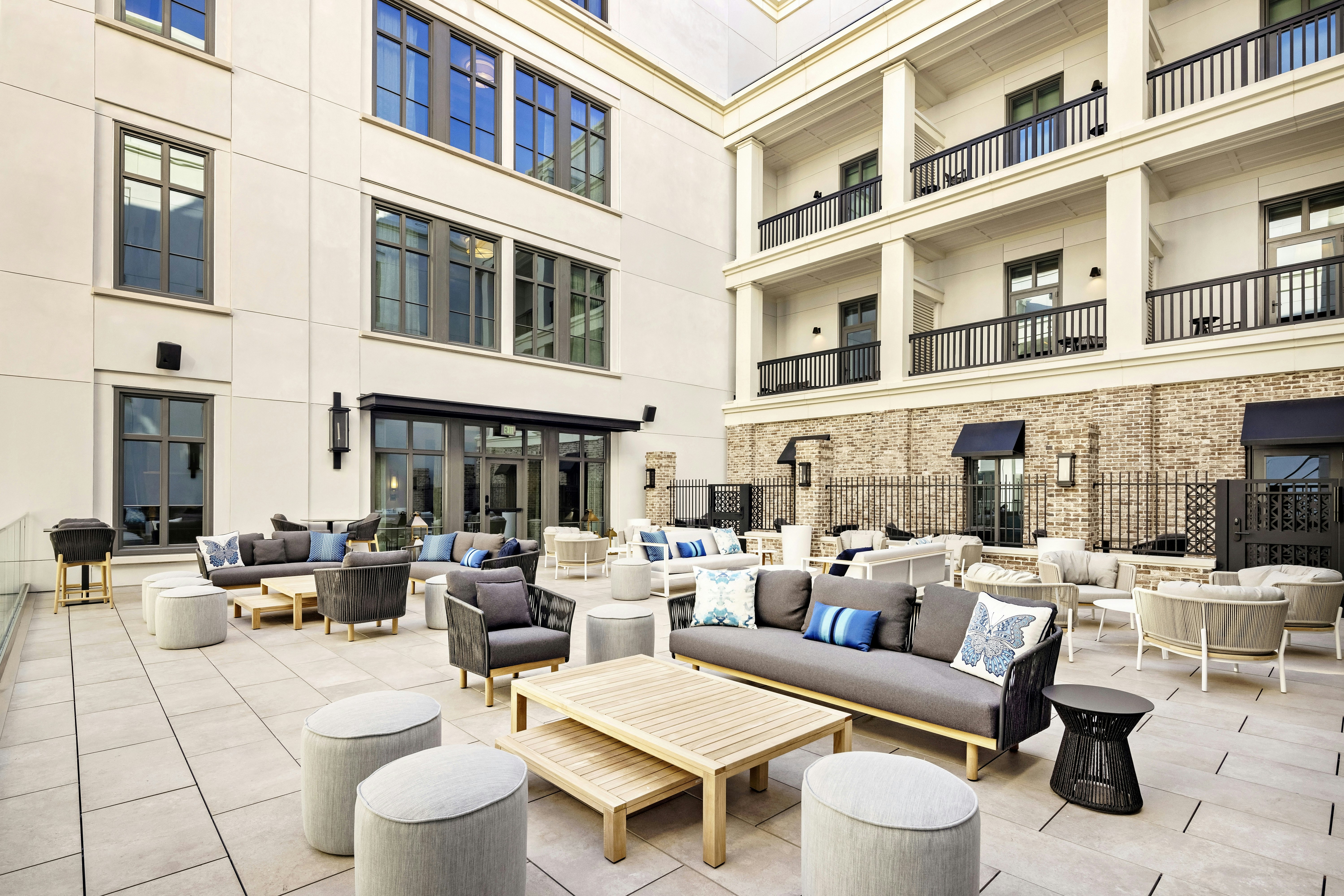 Hilton Club Liberty Place Charleston 8/15