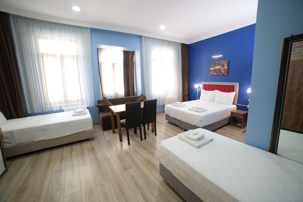 TAKSIM PARK SUITES 34/54