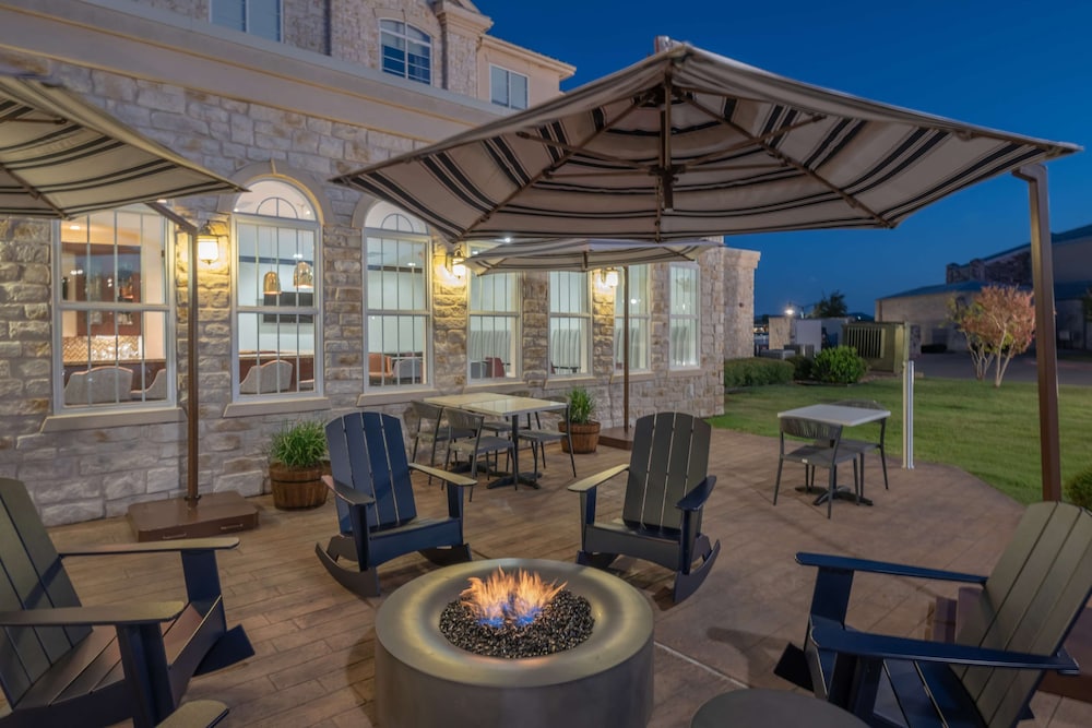 Hilton Garden Inn Granbury 41/64