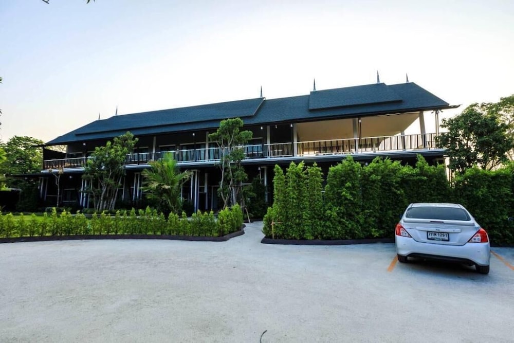 Oscar Villa Aonang Krabi 9/70