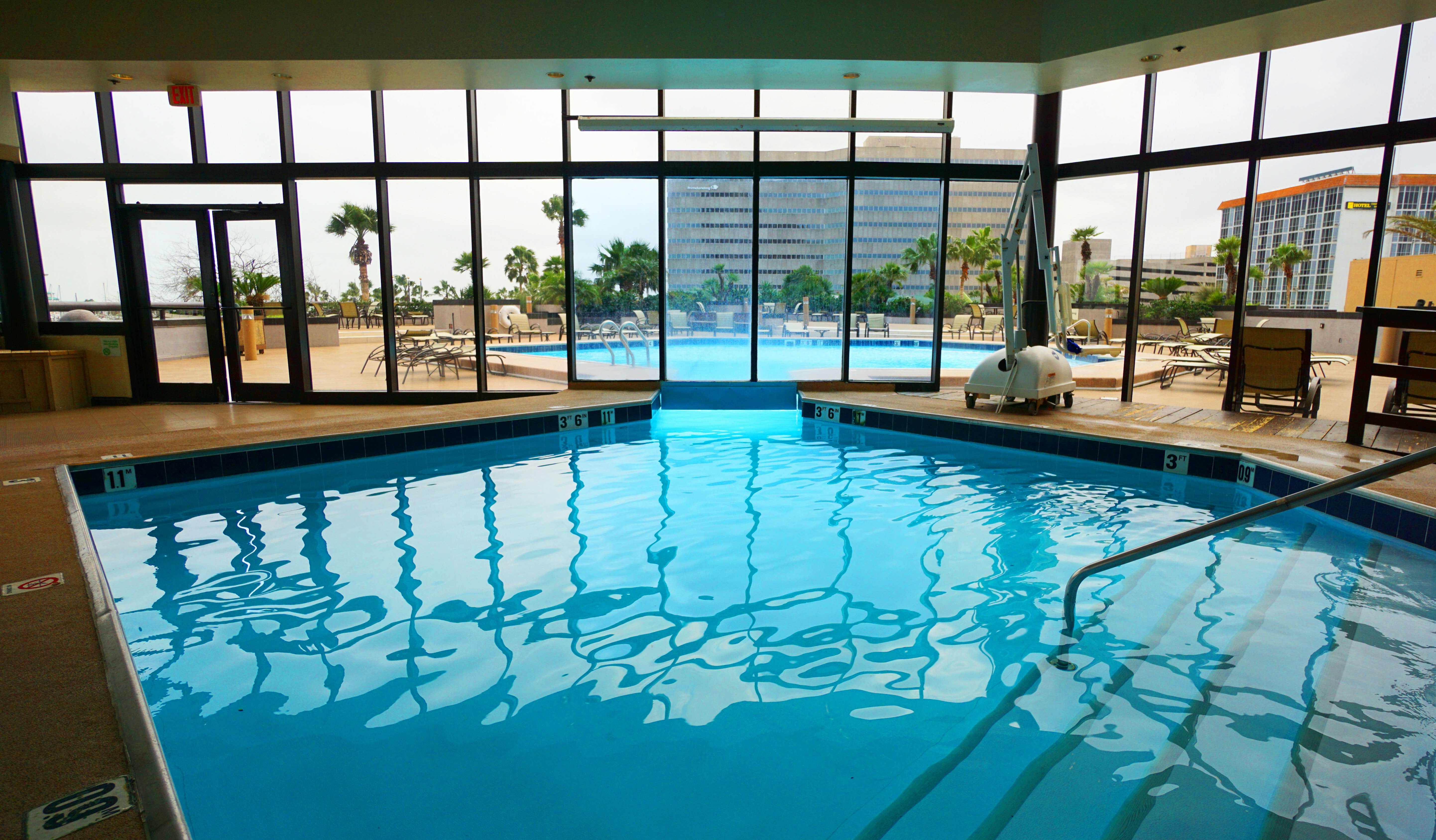Holiday Inn Corpus Christi Downtown Marina 24/57