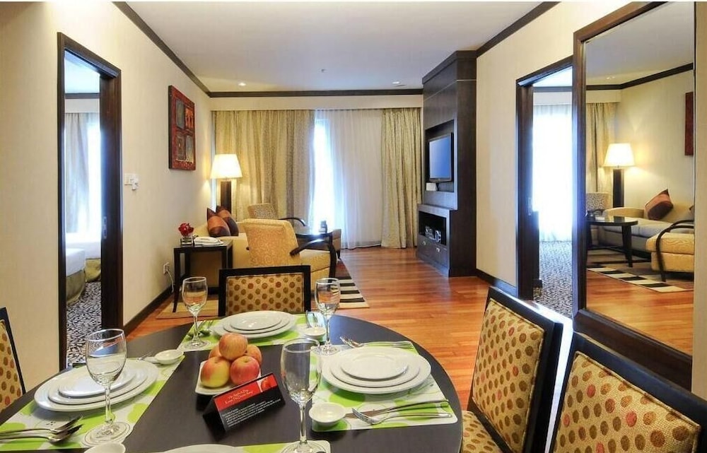 Micasa All Suite Hotel 23/44