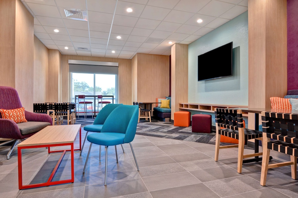 Tru By Hilton St. Petersburg Downtown Central Ave 34/46