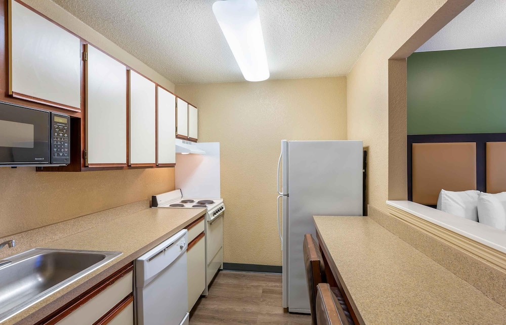 Extended Stay America - Cleveland - Middleburg Heights 22/50