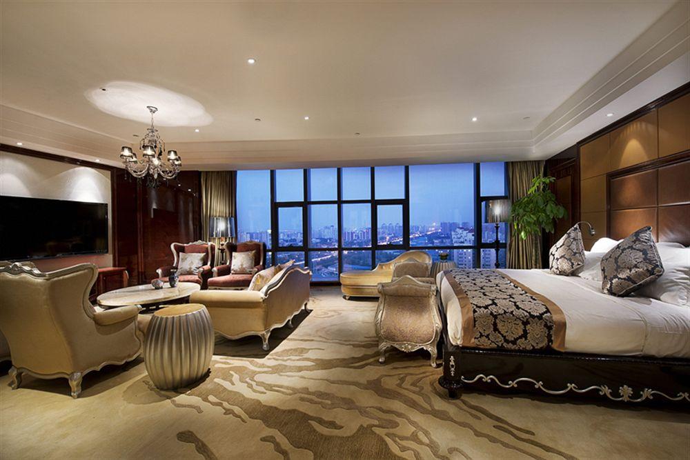 Taishan Hotel 16/24
