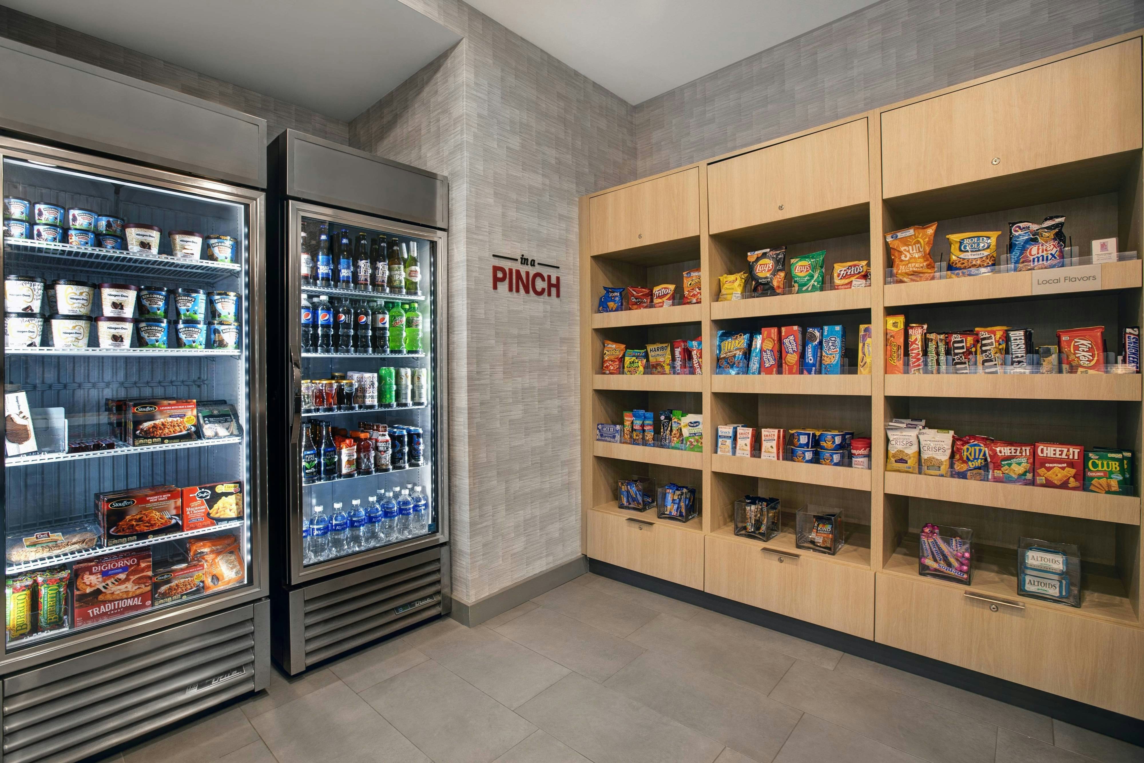 TownePlace Suites by Marriott Phoenix Glendale Sports & Entertainment District 23/26
