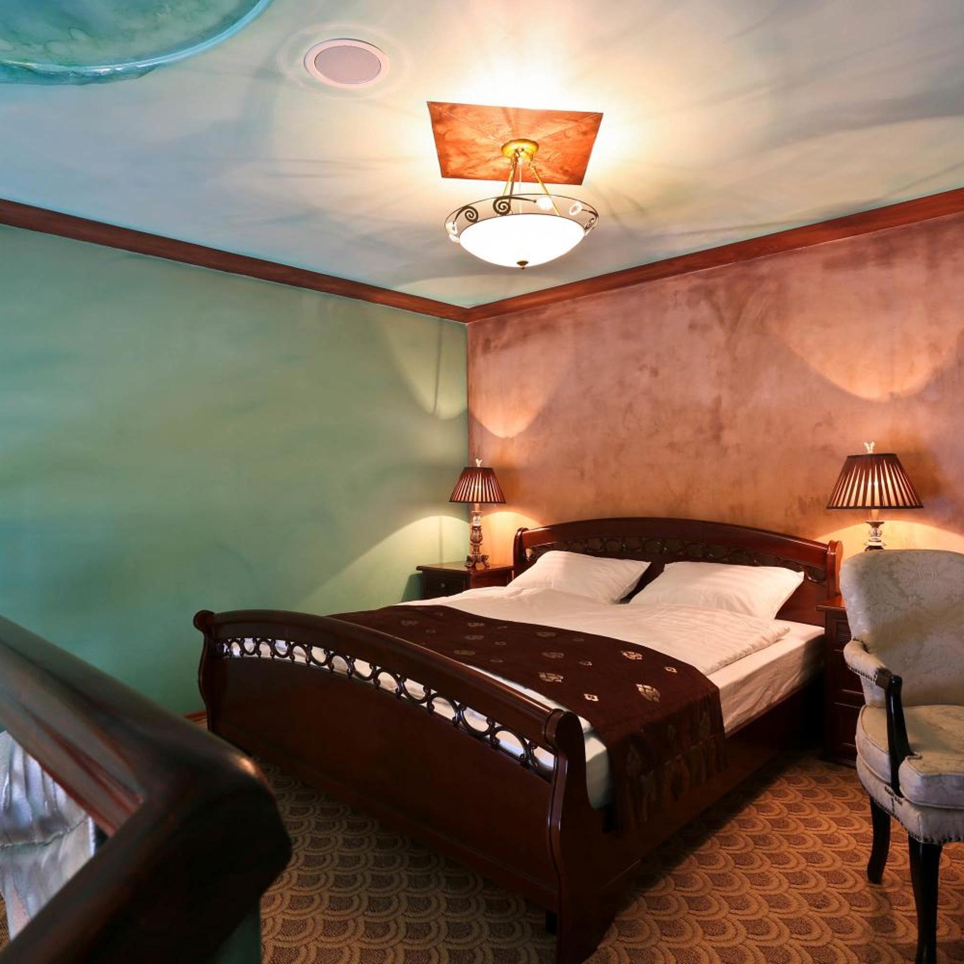 Mezzanine, Double Bed