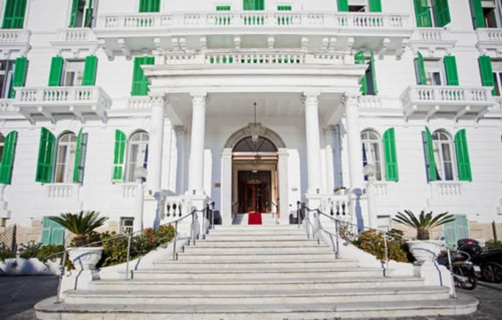 Grand Hotel and Des Anglais 2/62
