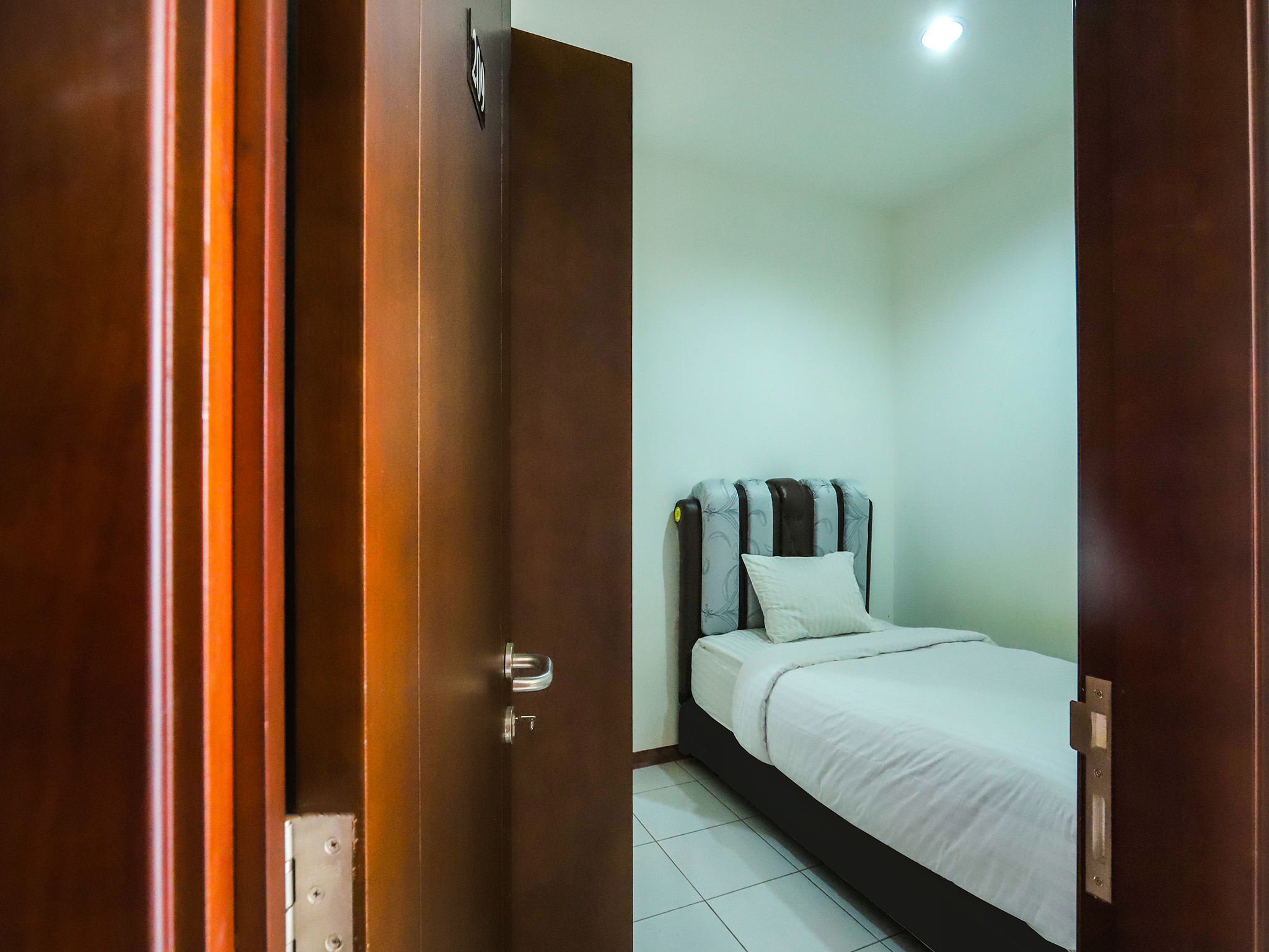 Oyo 1582 Bungo Guest House 23/47