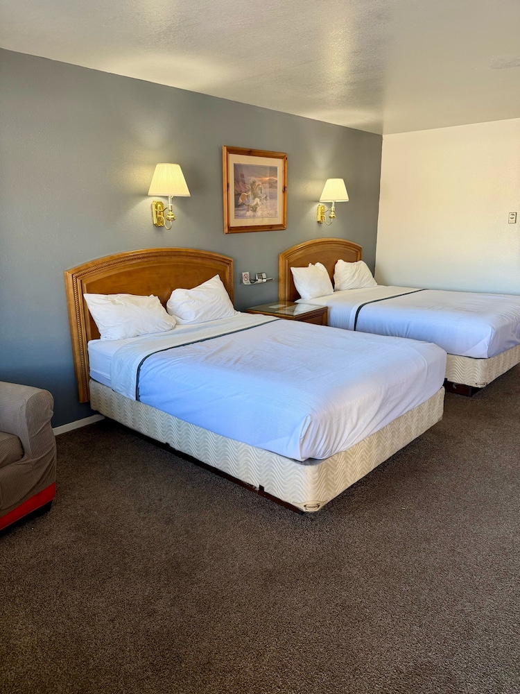 Bristlecone Motel 18/50