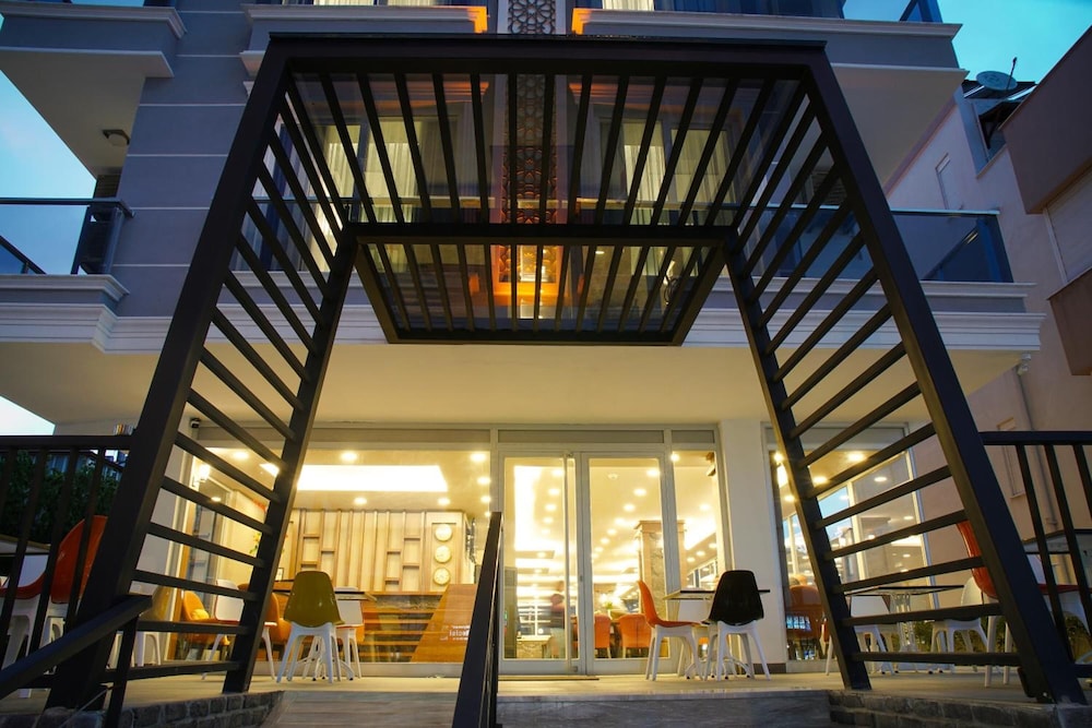 Af-Ra Hotel 2/50