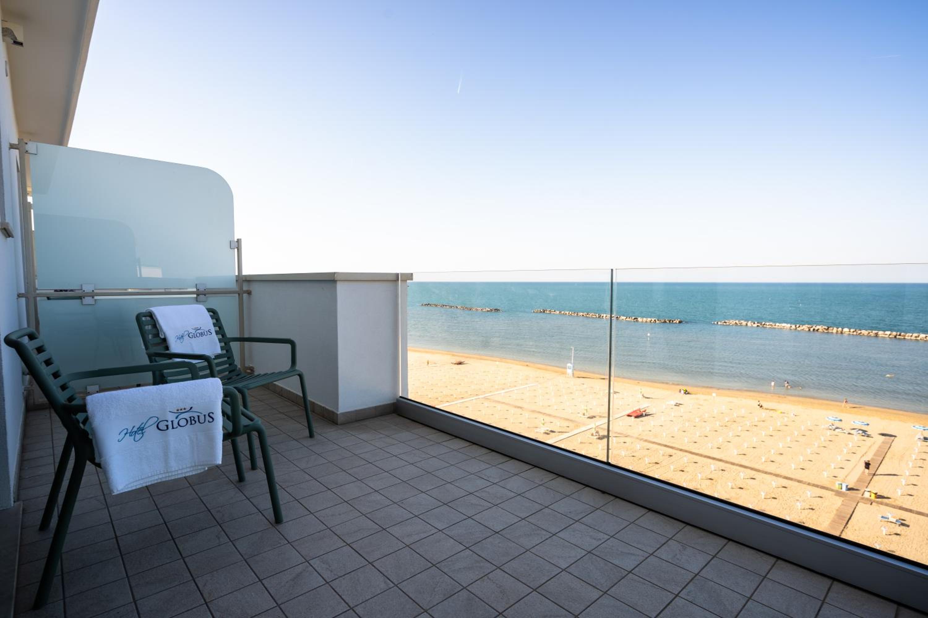Hotel Globus 47/50