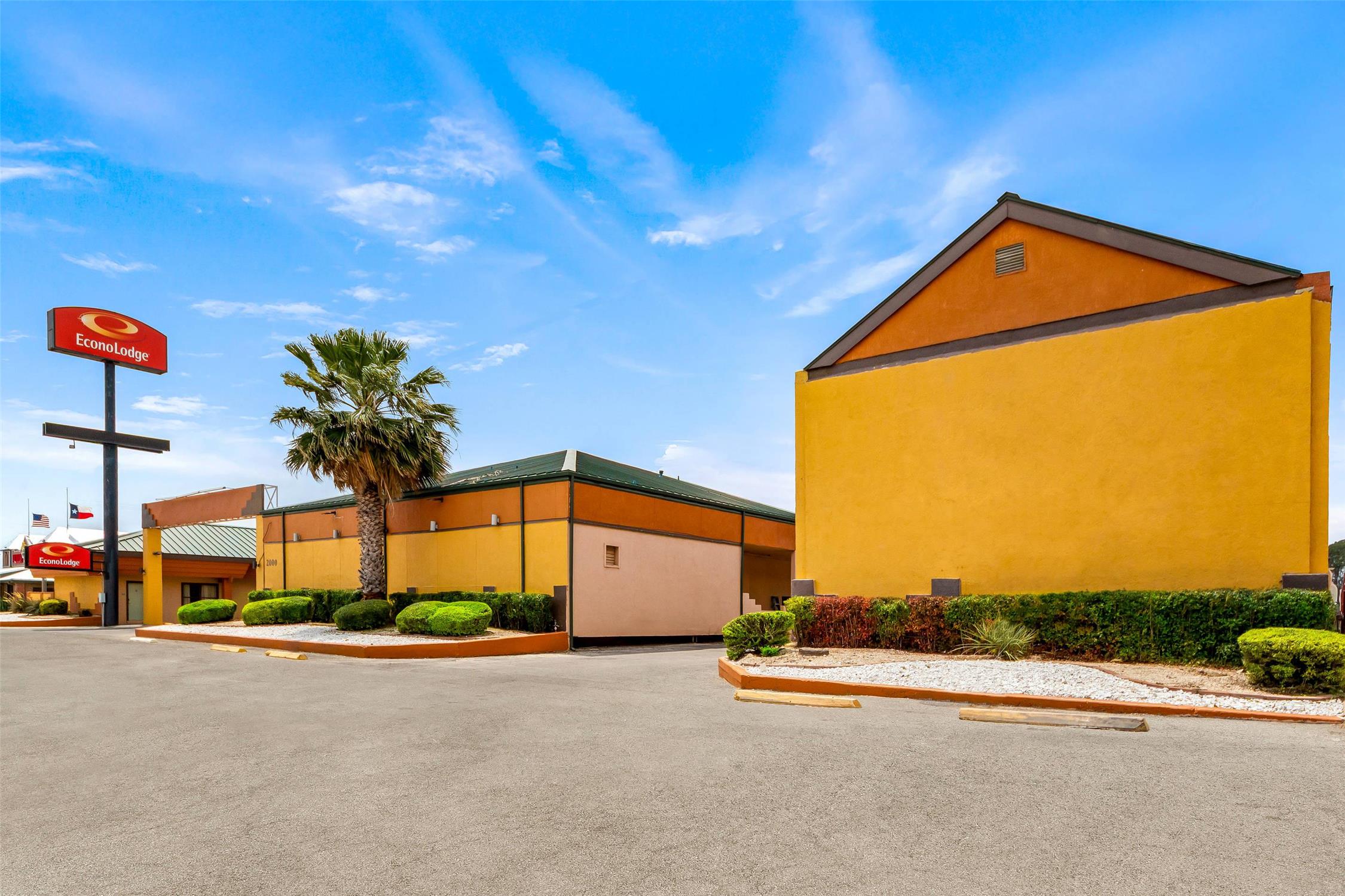 Econo Lodge Del Rio, TX 2/20