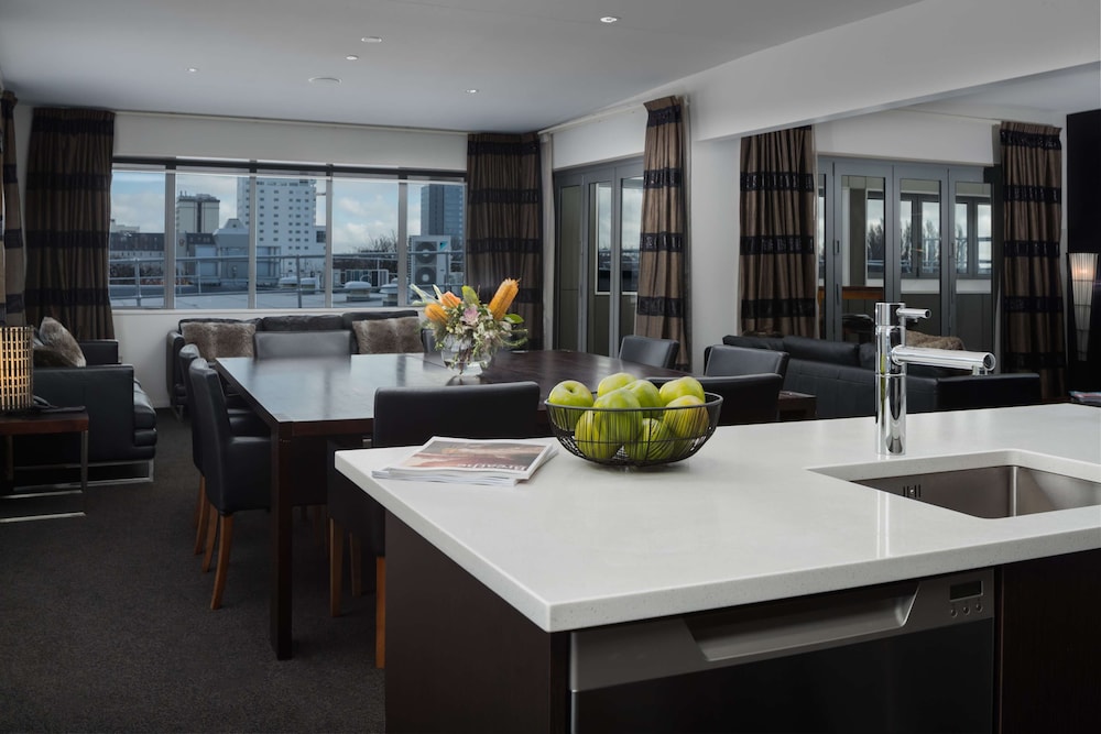 Rydges Latimer Christchurch 35/50