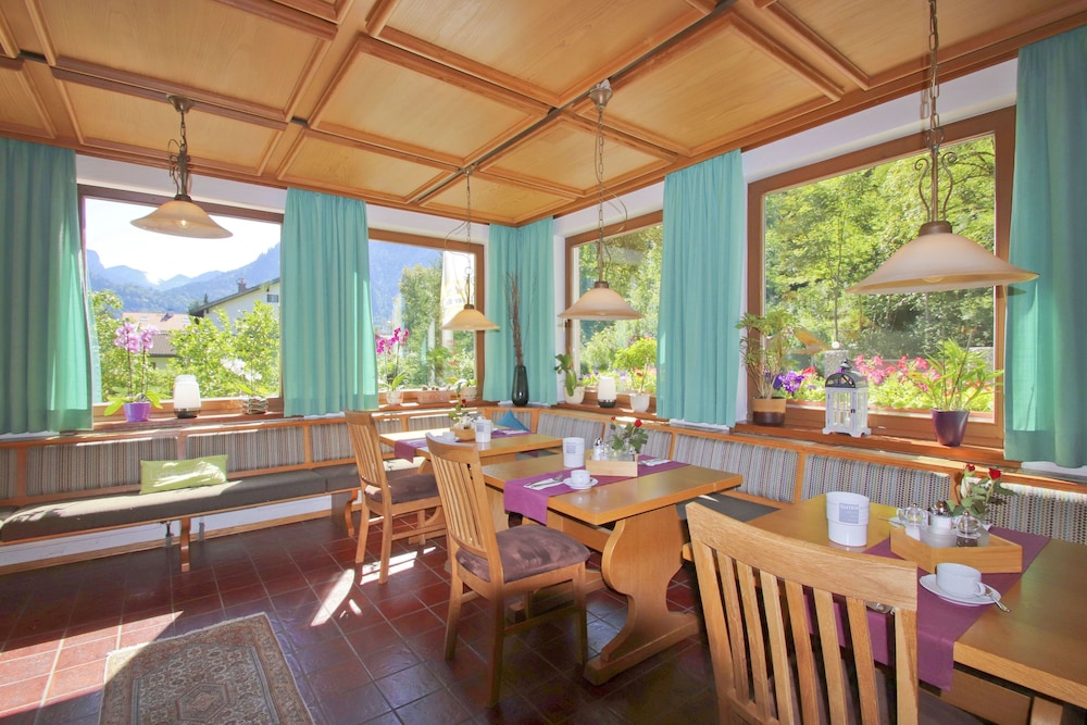 Hotel Waldmann 32/50