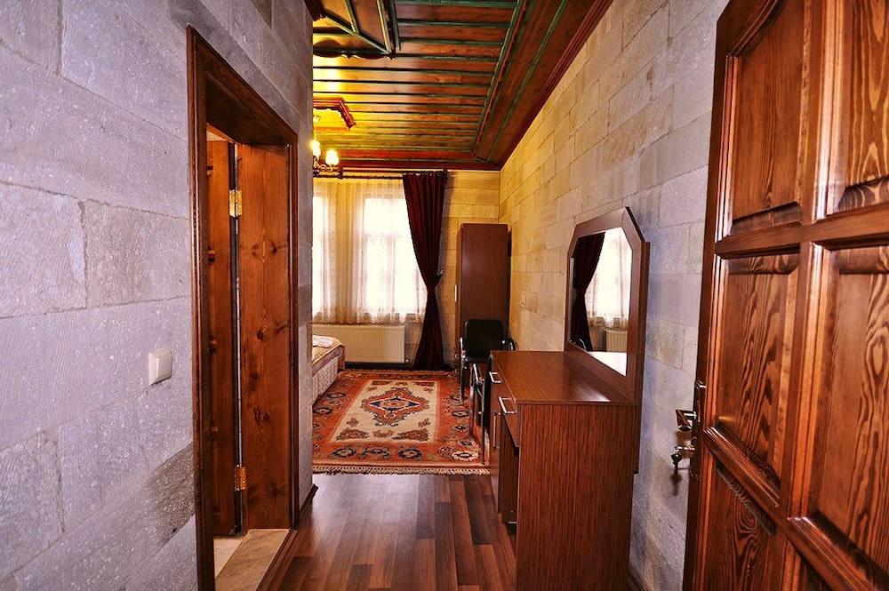 Cappadocia Stone Palace 24/43