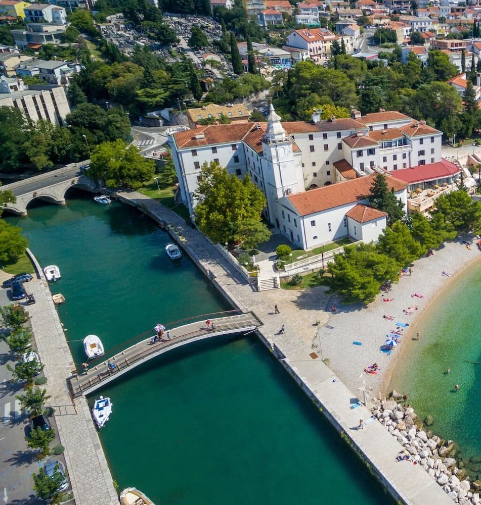 Hotel Kastel 21/30