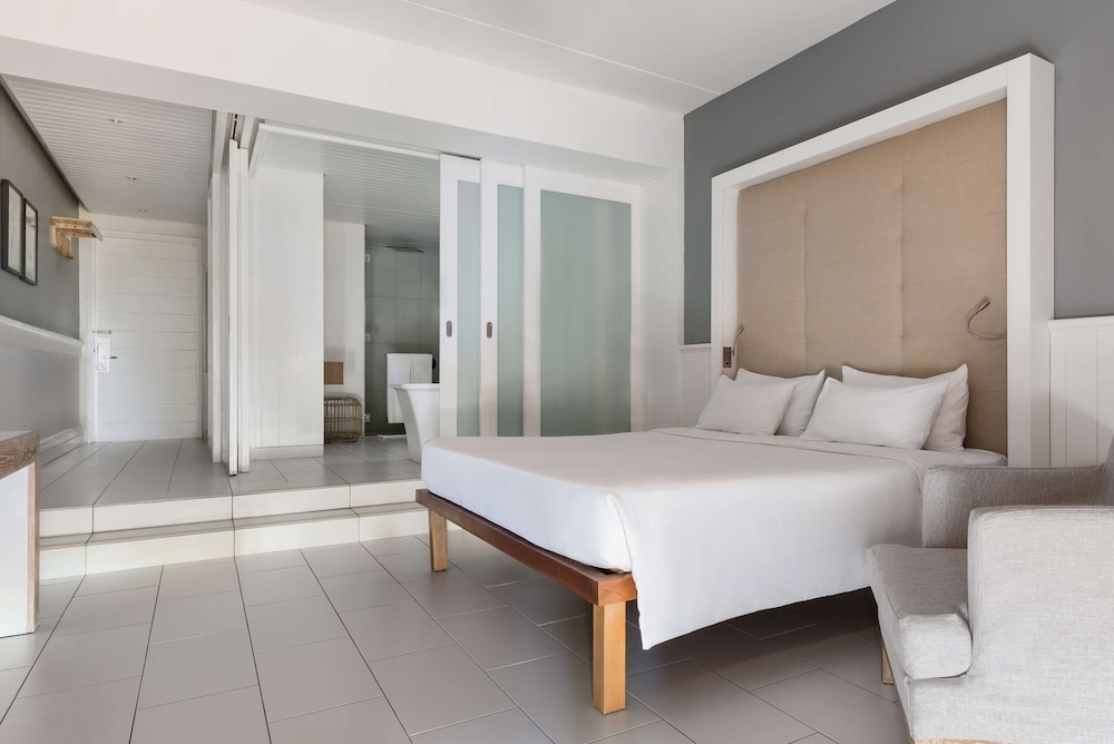 Radisson Blu Azuri Resort and Spa 21/69