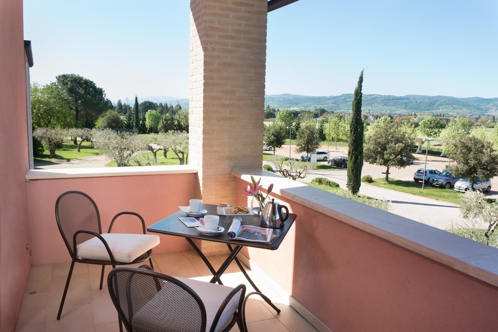 Valle Di Assisi Hotel & Spa 50/64