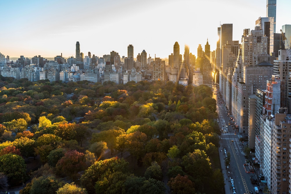 Thompson Central Park New York 74/79