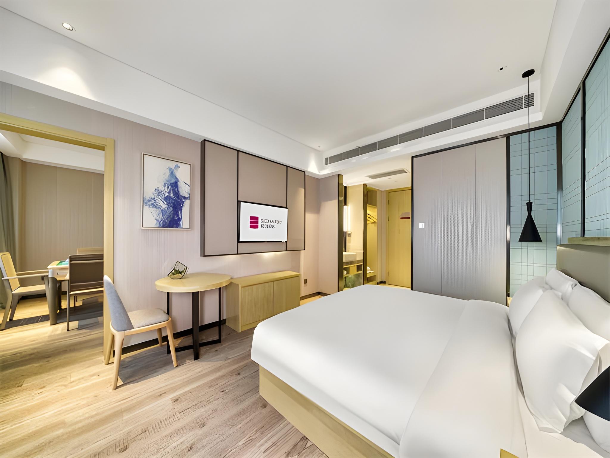 Echarm Hotel (Jingjiang Zhongzhou Road, Fanggu Street) 23/42
