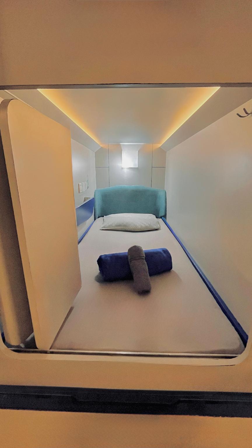 Capsule, Mixed Dorm