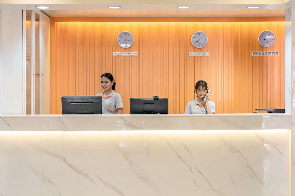 Sunshine Hotel and Residences 11/65