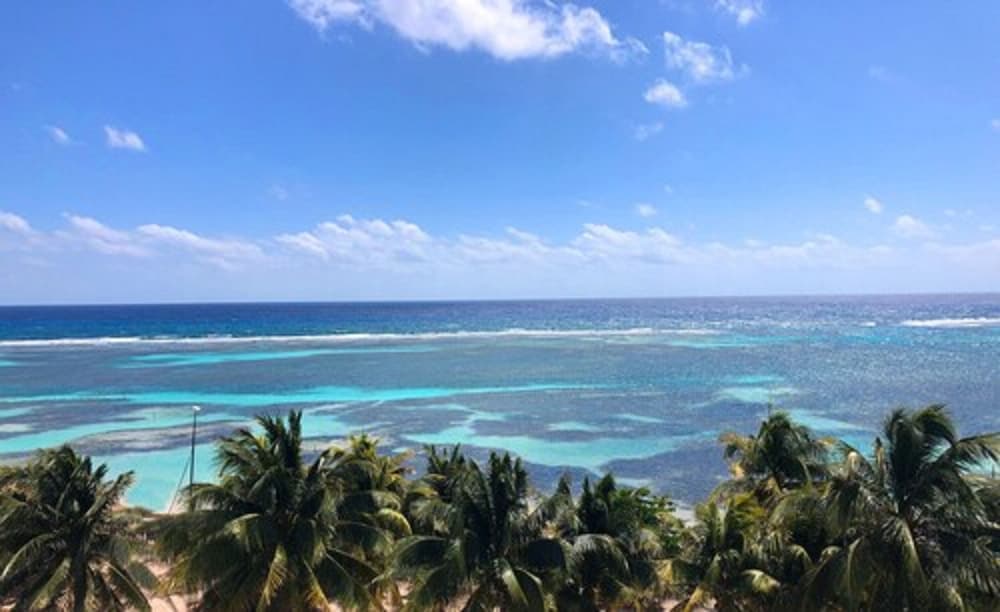 Noah Beach Hotel and Suites 50/55